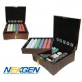 750 Jackpot Casino Clay Chips w/ Mahogany Case